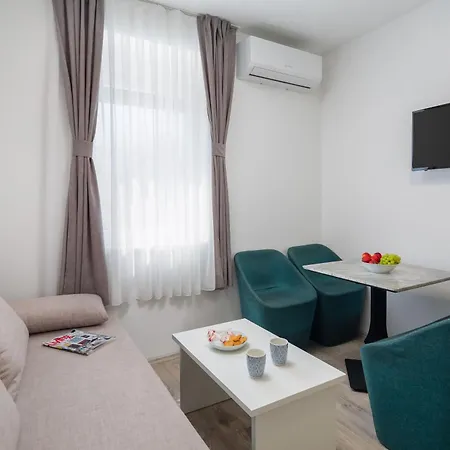 Providenca - Beachfront & Private Parking * Makarska