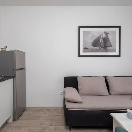 Providenca - Beachfront & Private Parking * Makarska