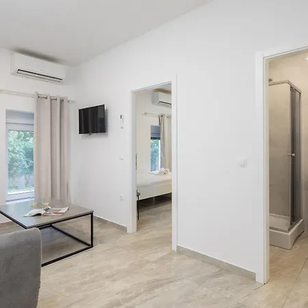 Providenca - Beachfront & Private Parking * Makarska