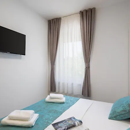 Providenca - Beachfront & Private Parking Apartment *