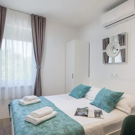 Apartment Providenca - Beachfront & Private Parking *