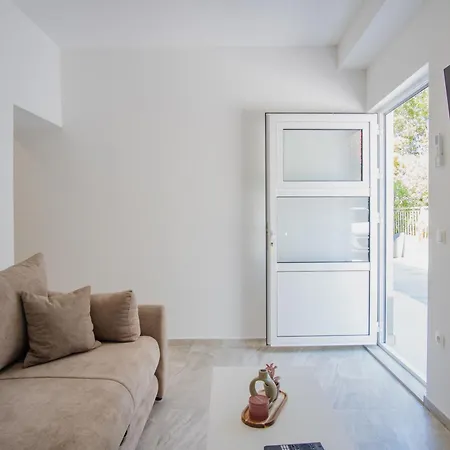 Providenca - Beachfront & Private Parking * Makarska